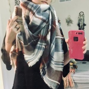 Oversize plaid scarf